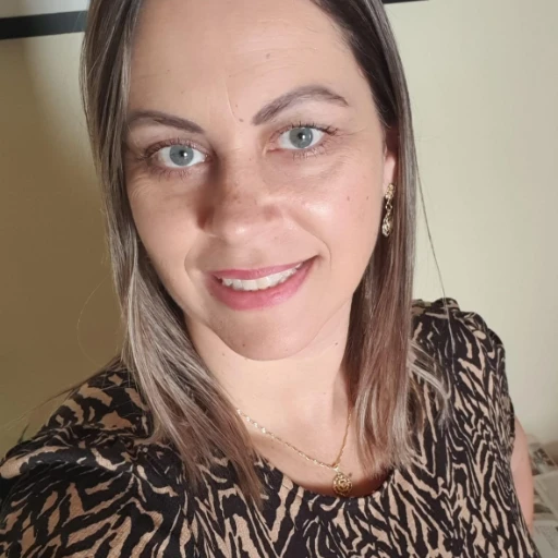 Foto de Liege Machado Suptitz